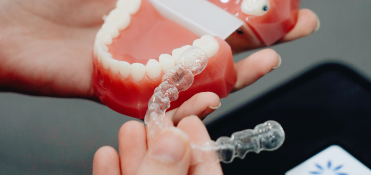 ataches invisalign barcelona